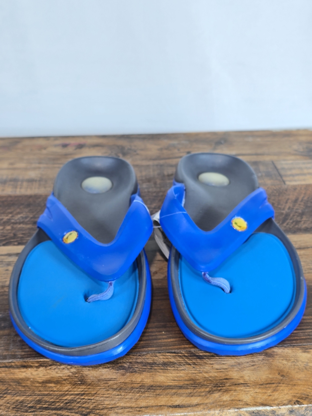 Men's Comfy Bright Blue Flip Flop Thong Sandals Size 9